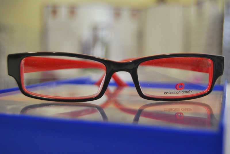 opticien-ARTIGNOSC SUR VERDON-min_view-sight-lens-frame-optics-spectacles-1141012-pxhere.com